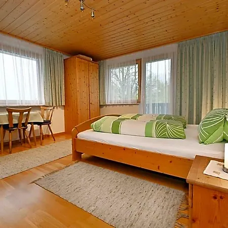Haus Valuga 팜스테이 *