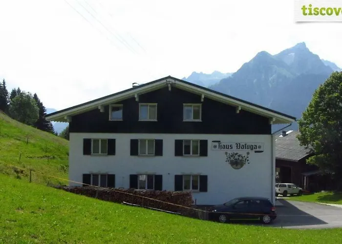 Haus Valuga Agroturismo *
